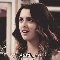 Que fait Austin pendant la fte d'Ally ?