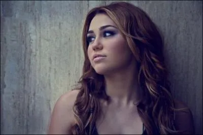 En avril 2013, Miley Cyrus a fait la couverture de...