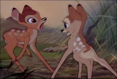 De quel jeune hros Fline est-elle amoureuse ds son enfance ?