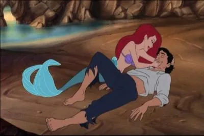 Comment s'appelle le Prince dont Ariel est tombe amoureuse aprs l'avoir sauv de la noyade ?