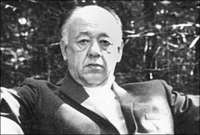 Comment est la cantatrice d'Ionesco ?