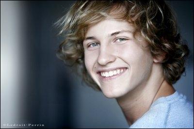 O part Julien pendant la troisime saison ?