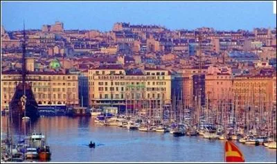 Que dsigne les Marseillais par le terme  papoulinette  ?