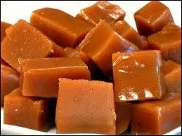 Je colle aux dents et à leurs appareils, je suis... (attention, il s'agit de bonbons... )