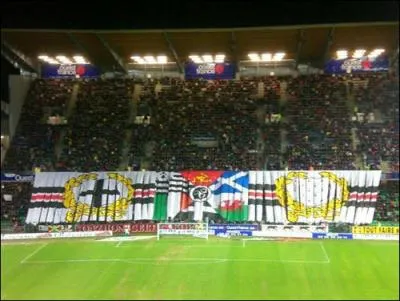 Au Stade Rennais, les supporters de la tribune Ouest-France/Mordelles se nomment...