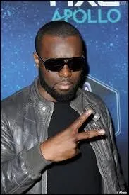 Qui est ce chanteur ?