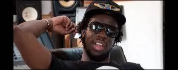 Qui est ce chanteur ?