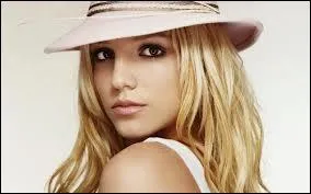 Qui est cette chanteuse ?