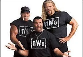 La mythique  NWO  a connu une courte existence  la WWE en 2002. Dans quelle fdration ce clan s'tait-il form en 1996 ?