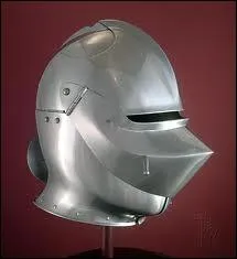 Lequel de ces couvre-chefs a t utilis entre le quinzime et le milieu du dix-septime sicle ?