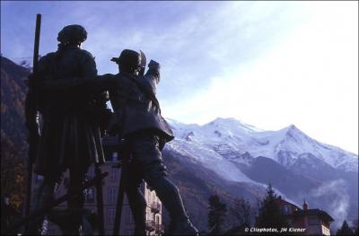 L'ascension du Mont Blanc par Balmat et Paccard marque les dbuts de l'alpinisme. En quelle anne eu lieu cette ascension ?
