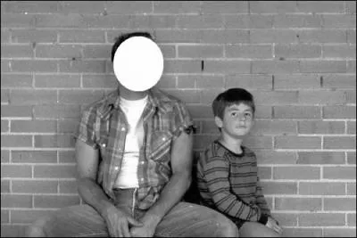 Son partenaire est ... .