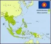 Trouvez l'intrus parmi ces pays d'Asie : le Cambodge, la Jordanie, le Laos :