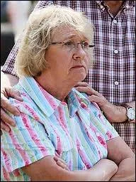 Cette MAC fut la voisine forte tte de quatre femmes dsespres sous les glycines