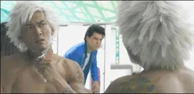 Quel rle joue ici Joon Park sur cette photo?/ What is Joon Park role on that pic?