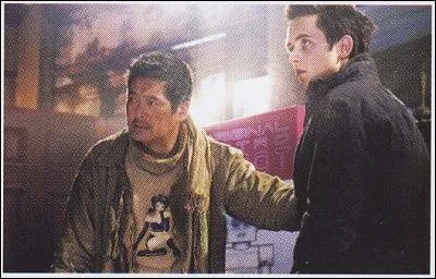 Qu'y a-t-il sur le t-shirt de Tortue Gniale?/What can we see on Roshi's t-shirt?