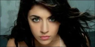 Qui est cette chanteuse ?