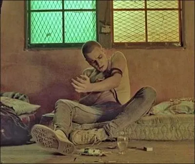 Quelle drogue dure insre-t-on gnralement dans notre organisme  l'aide d'une piqre (un fix) ?