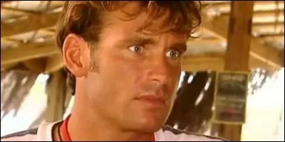 Qui Jimmy veut-il épauler lors de sa convalescence après un accident de jet-ski ?