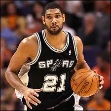 Qui est ce joueur des Spurs ?