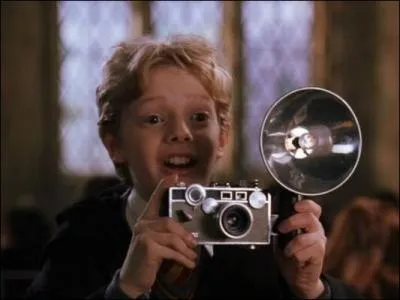 Pourquoi Colin Crivey apparat-il uniquement dans le deuxime film ?