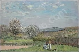 Enfants jouant dans la prairie.