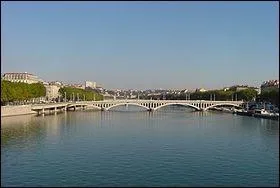 La Seine est-elle plus ou moins longue que le Rhne ?