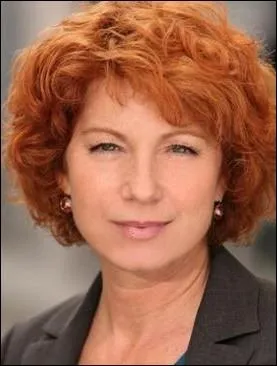 En quelle anne Vronique Genest a-t-elle cess d'endosser le rle du commissaire Lescaut ?