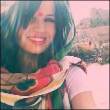 O est-elle partie rcemment pour une action humanitaire ?