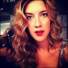 Comment s'appelle la mre de Violetta ?