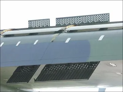 Sur un avion, o se trouve la partie appele extrados et qui joue un rle important dans l'arodynamique ?