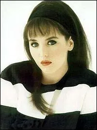 Isabelle Adjani a galement chant, et plutt joliment. L'un des titres crits pour elle par Serge Gainsbourg est devenu un tube notamment grce au clip ralis par Luc Besson. C'est ?