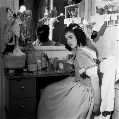 Isabelle Adjani dmarrera sa carrire par le thtre, sans avoir fait le Conservatoire. Elle sera pourtant la plus jeune pensionnaire de... ?