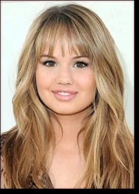 Quel ge a Debby Ryan ?