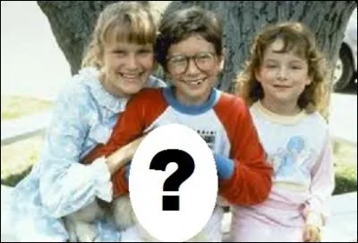 Entre 1992 et 2011, cette bte de cinma a eu droit  7 films. Quelle est la race de ce chien mlomane (sensible  la symphonie n5 de Ludwig van) ?