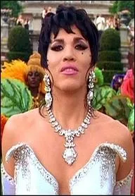 Dans le film Extravagances, voici l'une des amies de Vida, nomme Chi Chi. Qui en est l'interprte ?