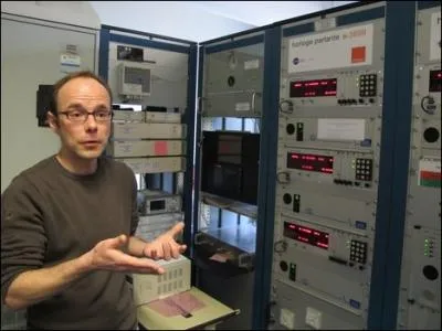 Comment s'appelle ce rpondeur tlphonique qui nous donnait l'heure souvent il y a quelque temps, quand notre montre s'tait arrte, par exemple ?