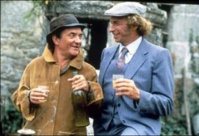 En 1983 , il est Pierre Cohen dans ce film ralis par Bernard Guillou