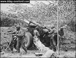 Comment s'appela l'opration ayant comme objectif, la perce amricaine  l'ouest de Saint L durant la seconde Guerre mondiale ?