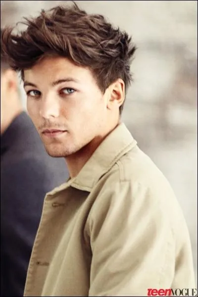 Comment s'appelle la petite amie de Louis ? (en 2013)