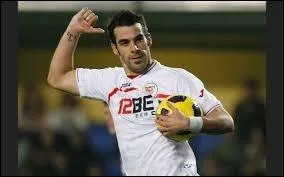 Il volue en Espagne (FC Sville). Savez-vous quel est ce joueur ?