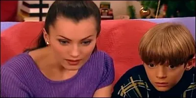 Lesquels d'entre eux font partie de la sitcom "Extra Zigda" ?
(+3 réponses)