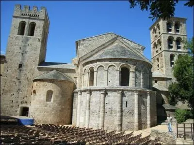 Dans quel département se situent les étapes de Saint-Gilles-du-Gard, l'abbaye de Saint-Gilles Vauvert, Gallargues-le-Montueux ?