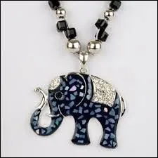 Sur ce bijou, quel animal pouvez-vous voir ?