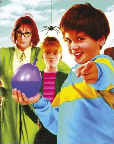 De quel adjectif se retrouve affubl Henry dans le titre de ce film de 2011, avec Anjelica Huston dans l'un des rles principaux ?