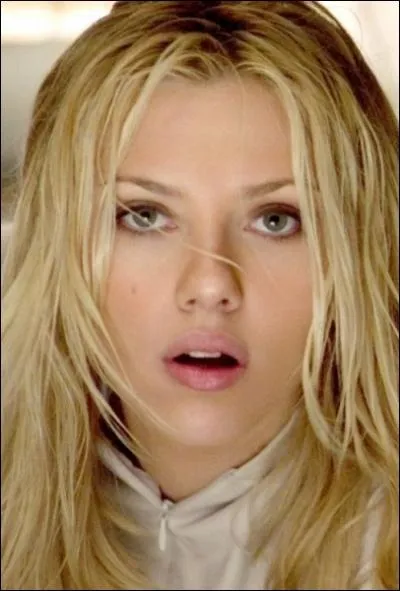 Comment s'appelle Scarlett Johansson dans  The Island  ?