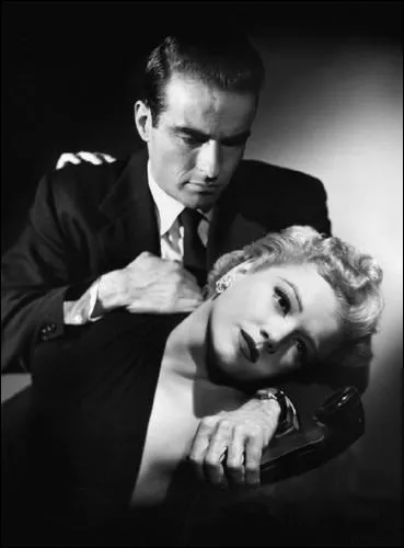 Qui a ralis  La Loi du silence  avec Montgomery Clift ?