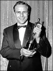 Mme acteur, mais cette fois-ci en 1955 :