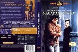 Le ralisateur John Schlesinger remporte l'Oscar du meilleur film pour  Macadam cowboy .