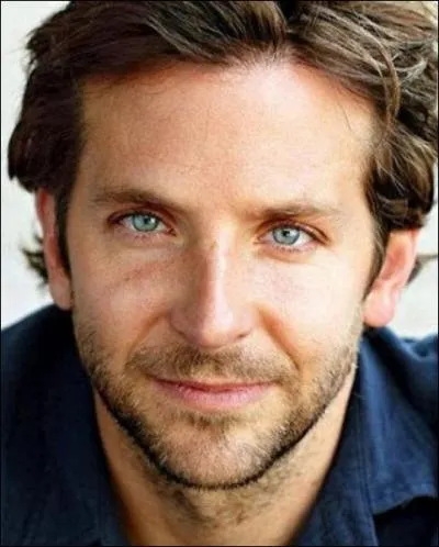 Avec quelle actrice, rencontre sur le tournage du film  The Words , Bradley Cooper est-il dj sorti ?